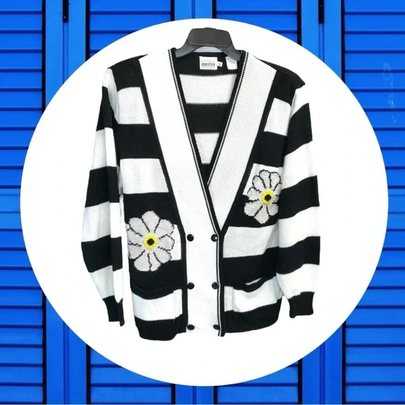 Vintage Leslie Fay Sportswear Black/White Striped Cardigan w Daisies Women Small - Picture 1 of 6
